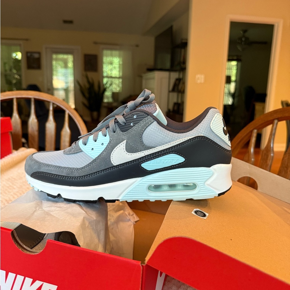 Nike Air Max 90